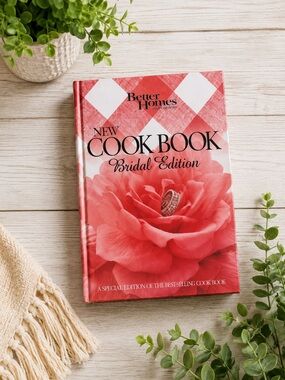 Better Homes & Gardens New Cookbook Bridal Edition Hardcover Homemaking Homemade